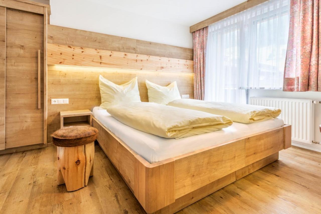 Pension Ahorn Saalbach-Hinterglemm Zewnętrze zdjęcie