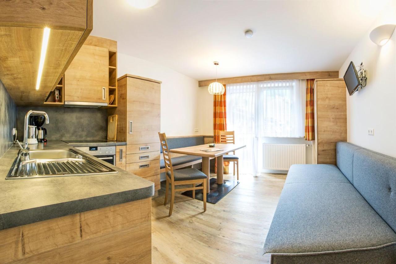 Pension Ahorn Saalbach-Hinterglemm Zewnętrze zdjęcie