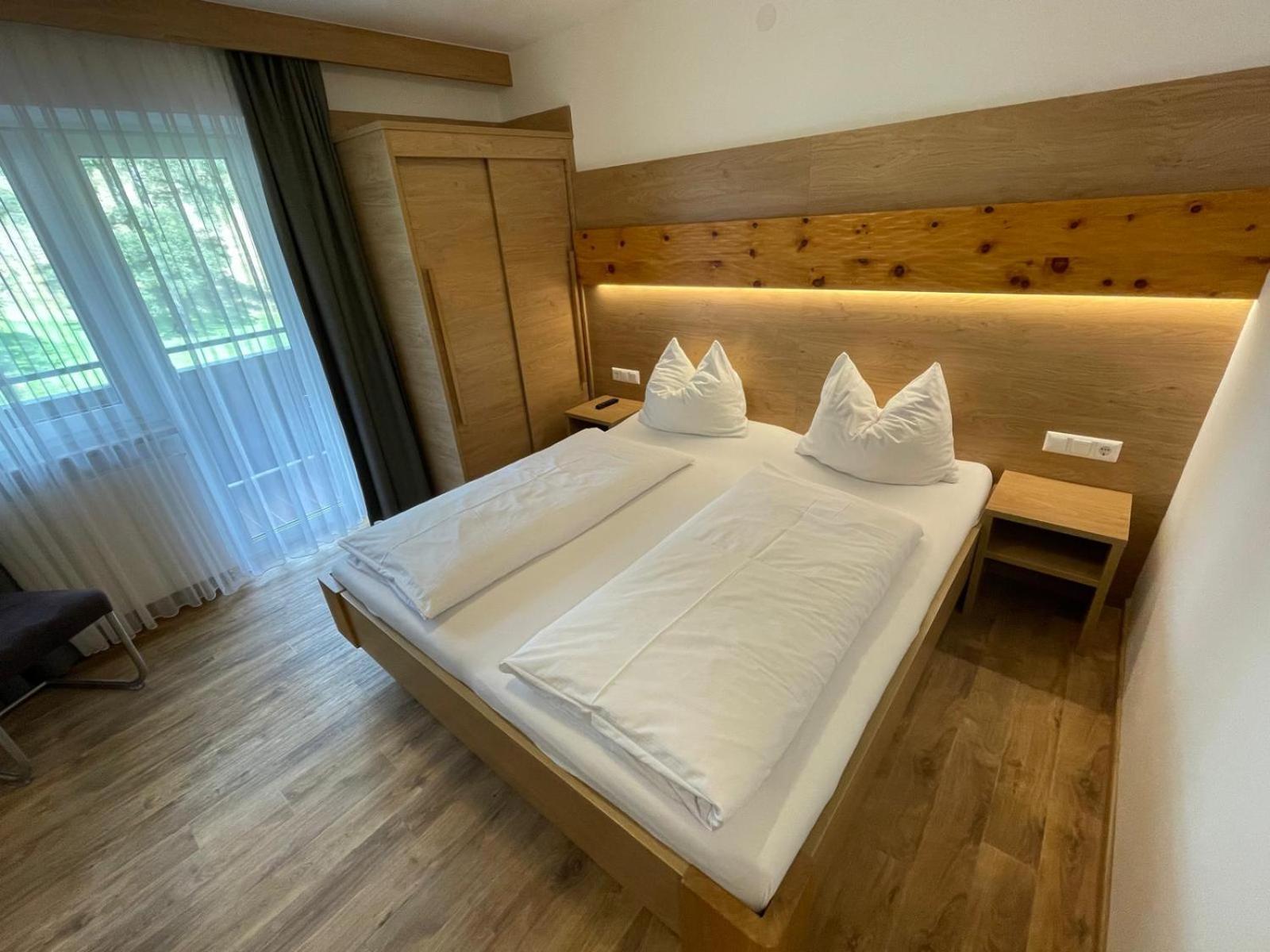 Pension Ahorn Saalbach-Hinterglemm Zewnętrze zdjęcie